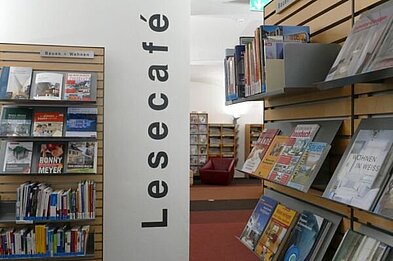 Eingang zum Lesecafé 2009